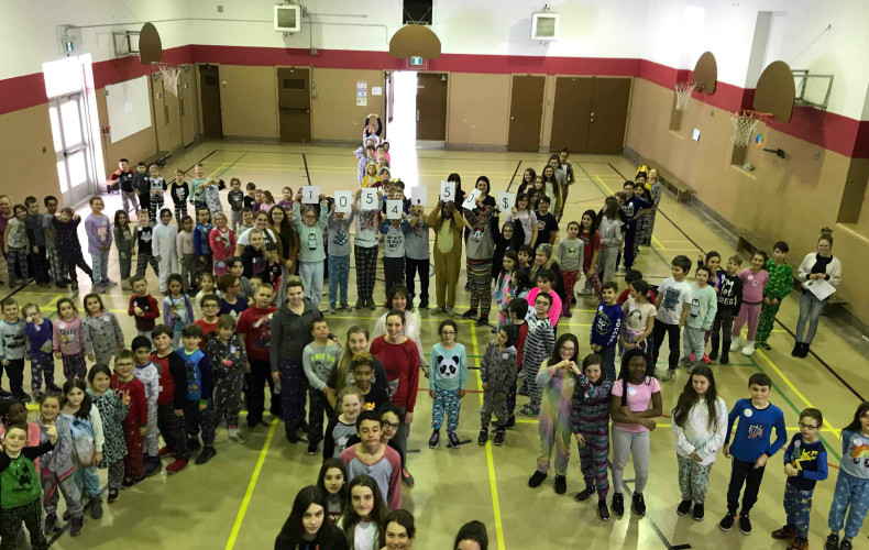 L'ÉCOLE ST-GABRIEL REMET 1 054,50 $ À OPÉRATION ENFANT SOLEIL